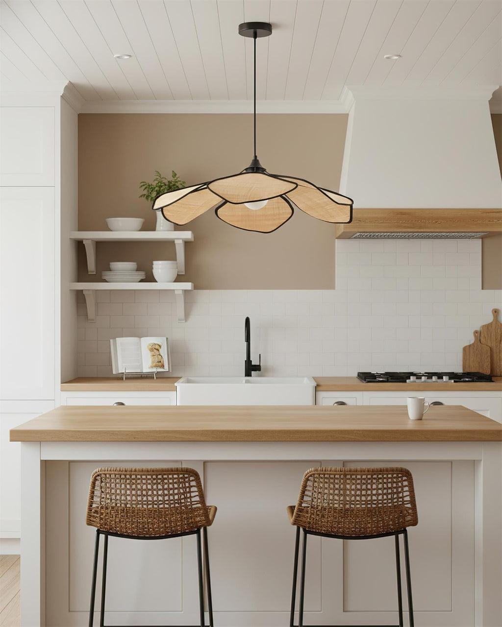Raffia Petal Pendant Lamp | Esilora