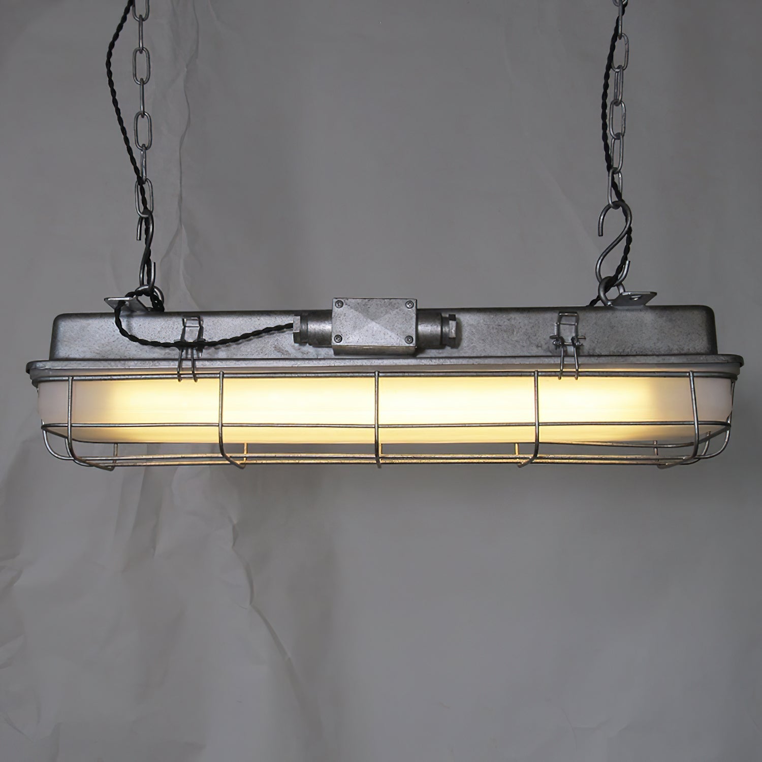 Porringer Pendant Lamp | Esilora
