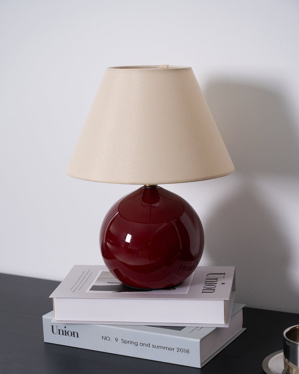 Red Nanu Table Lamp | Esilora