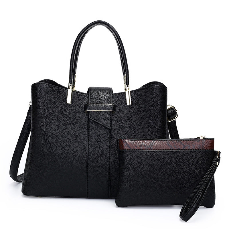 Sac à Main Structuré en Cuir Grainé avec Détails Métalliques et Bandoulière Amovible