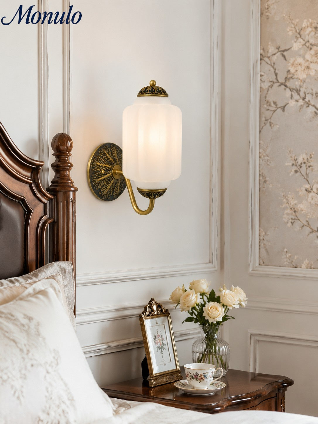 Vintage Milk Glass Sconce Bedside Hallway Eloise Wall Sconce | Esilora
