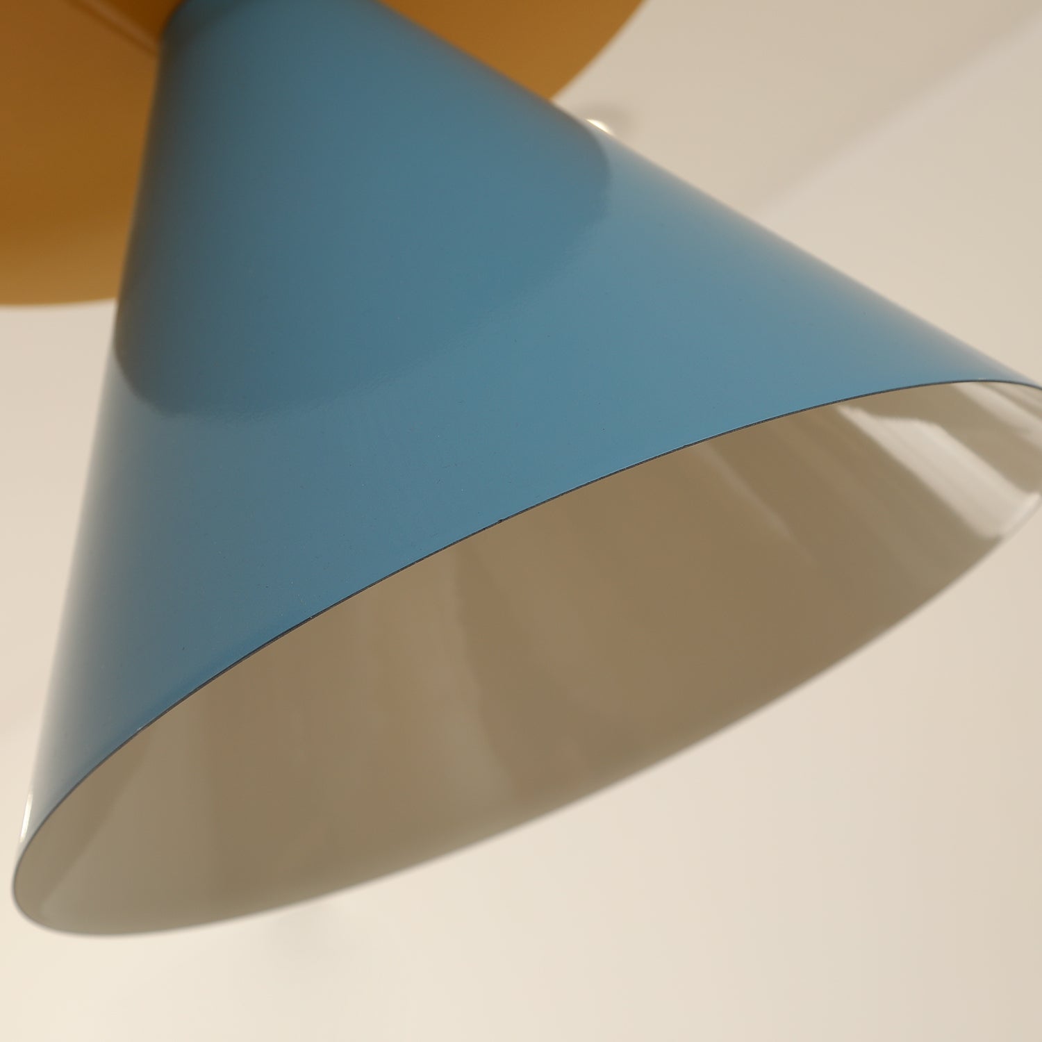 Riva Pendant Lamp | Esilora
