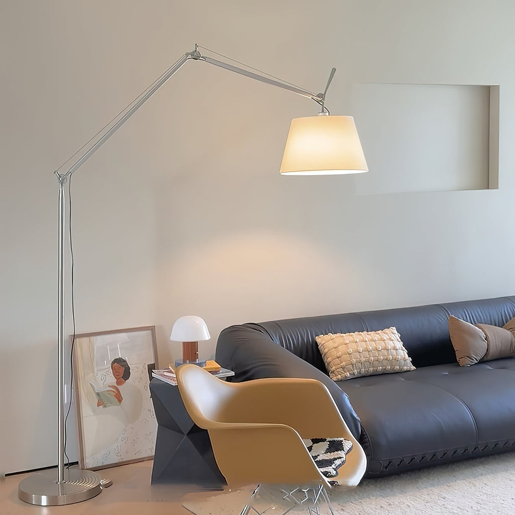 Velthea Floor Lamp | Esilora