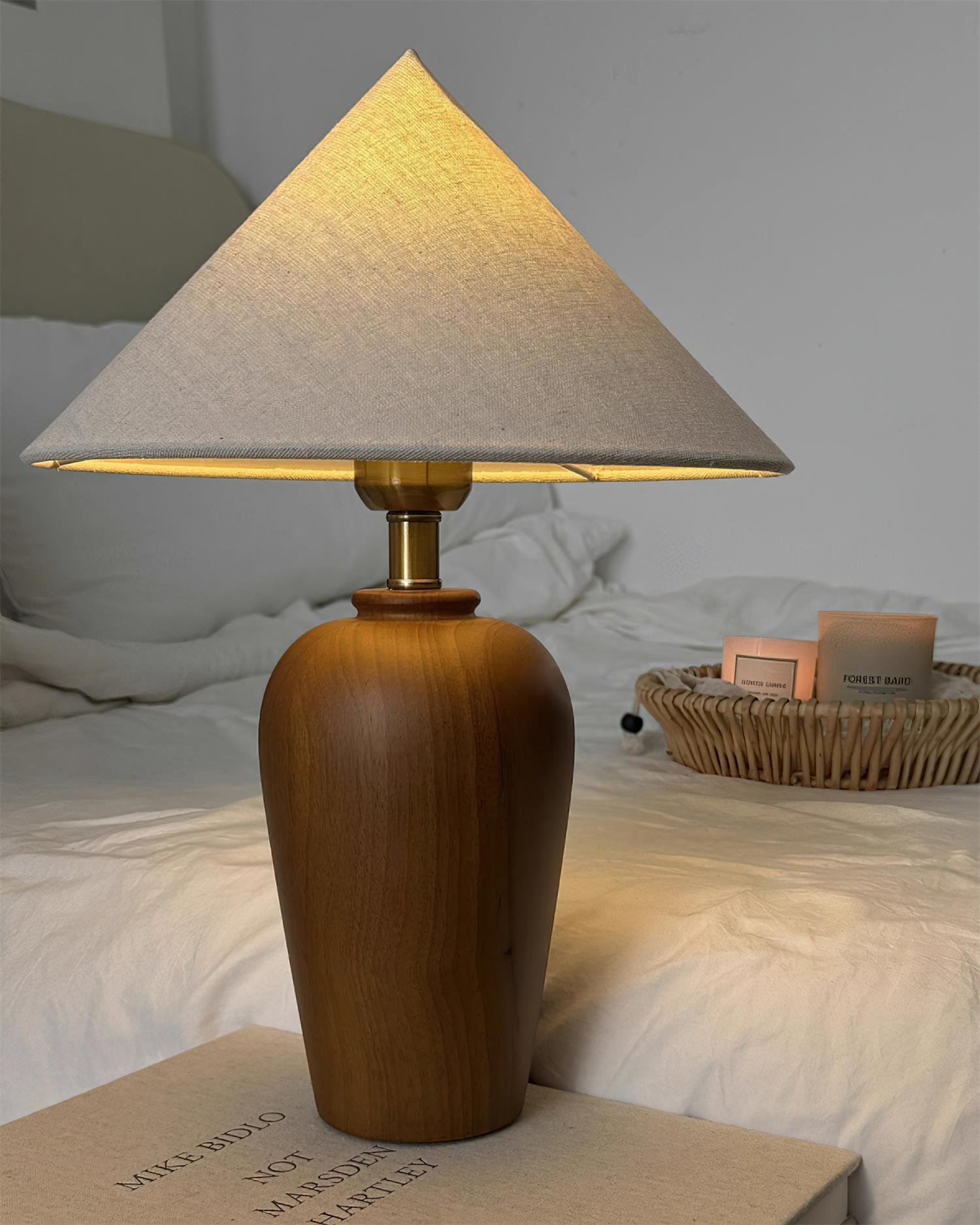 Brayden Wood Table Lamp | Esilora