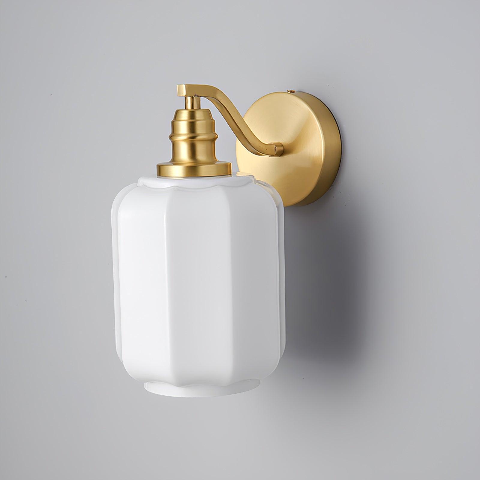 Henry Wall Lamp | Esilora