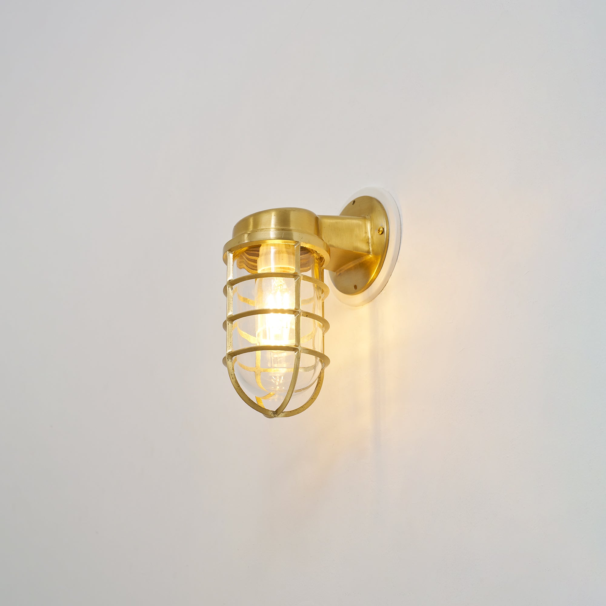 Lucid Dudley Wall Lamp | Esilora