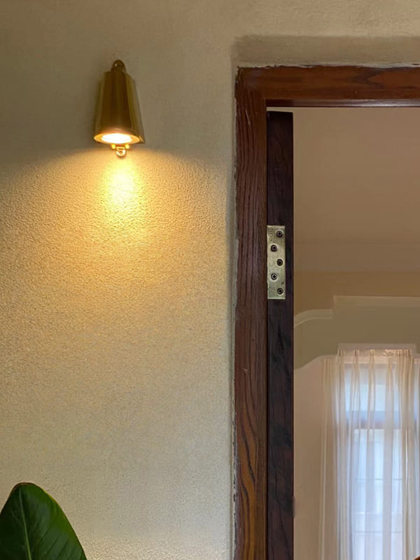 Industrial Outdoor Wall Light – Waterproof Sconce with Bluebell Shape | Esilora