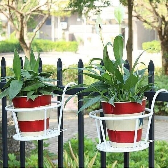 Plant Hanging Shelf for Balcony Dreams – Stable Support Solution - Esilora