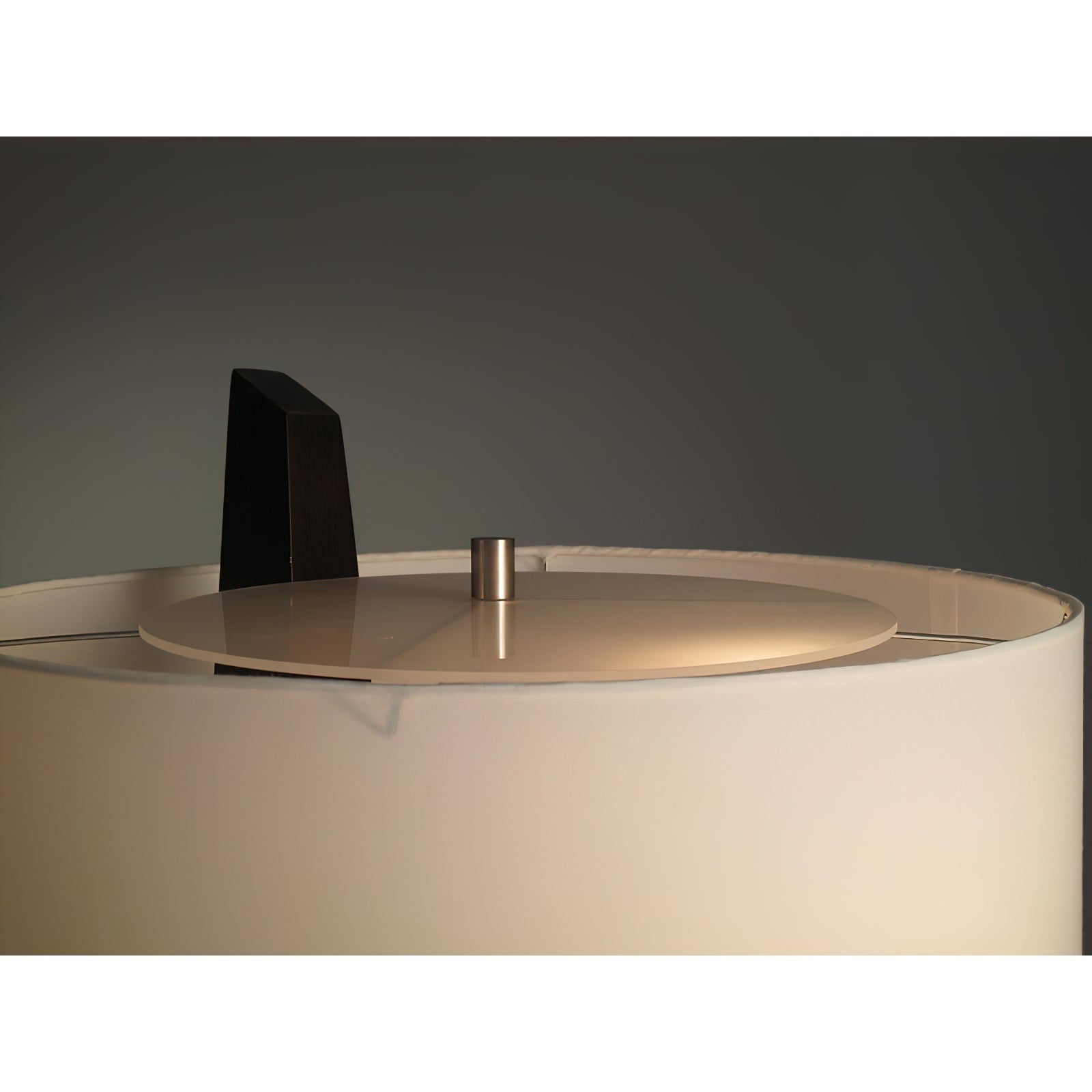 Candeeiro de mesa Jett Obelisk | Esilora