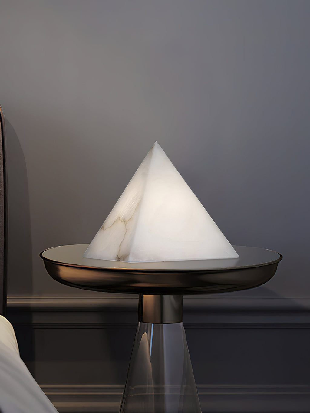 Alabaster Pyramid Table Lamp | Esilora