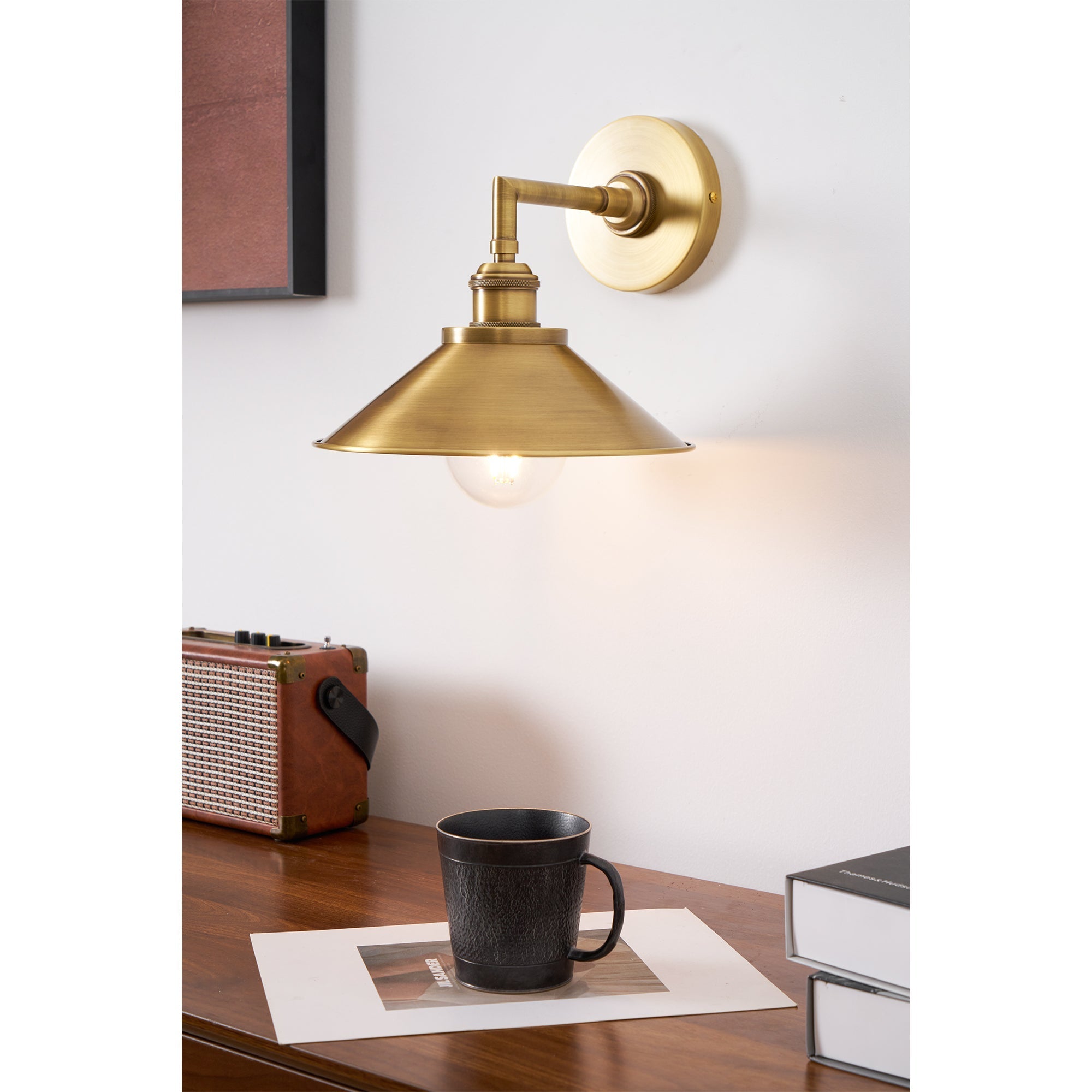 Whizzer Wall Lamp | Esilora
