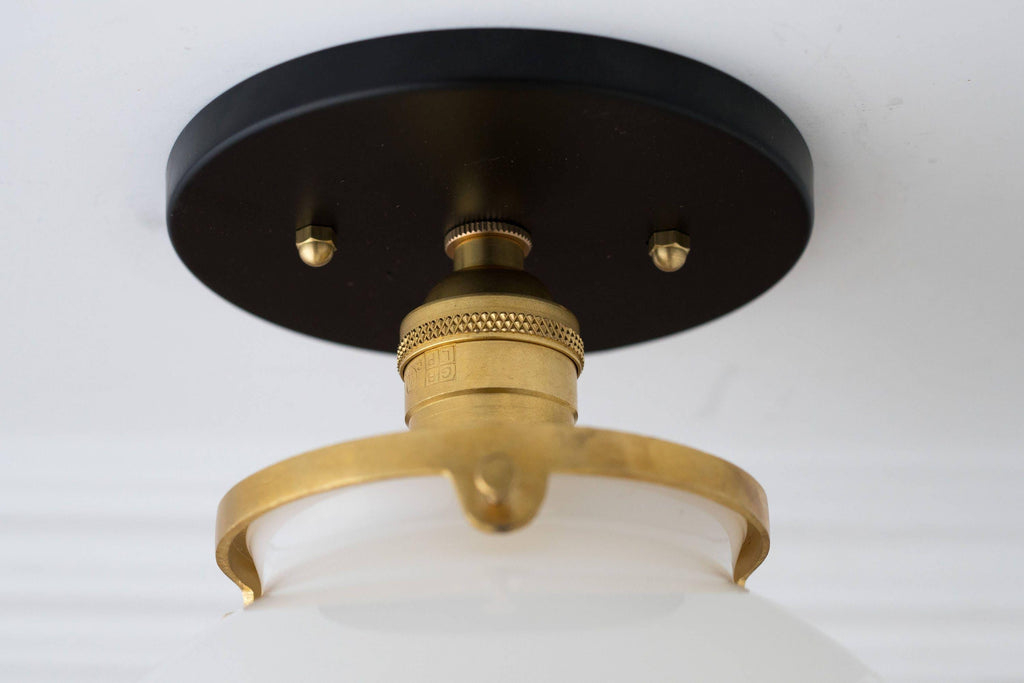Glorica Opalglas-Halbdeckenleuchte – moderne Mid-Century-Leuchte für das Wohnzimmer | Esilora
