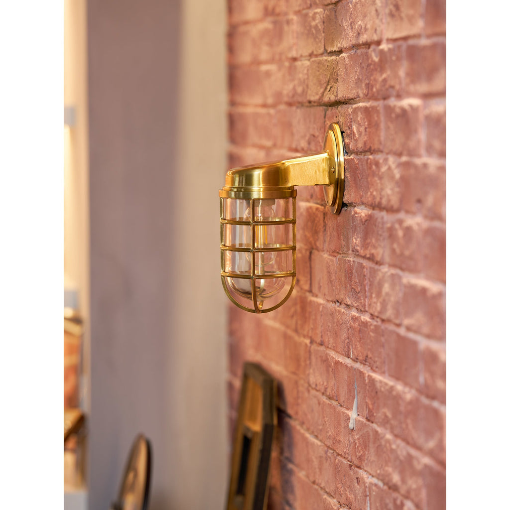Lucid Dudley Wall Lamp | Esilora