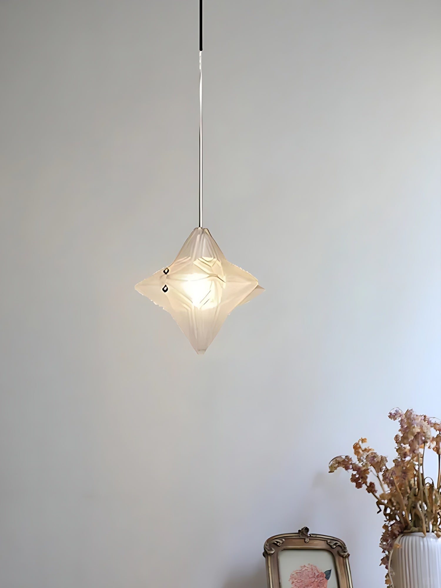 Art Deco Star Pendant Light - Frosted Glass Pendant with Geometric Style - Astris Elara | Esilora