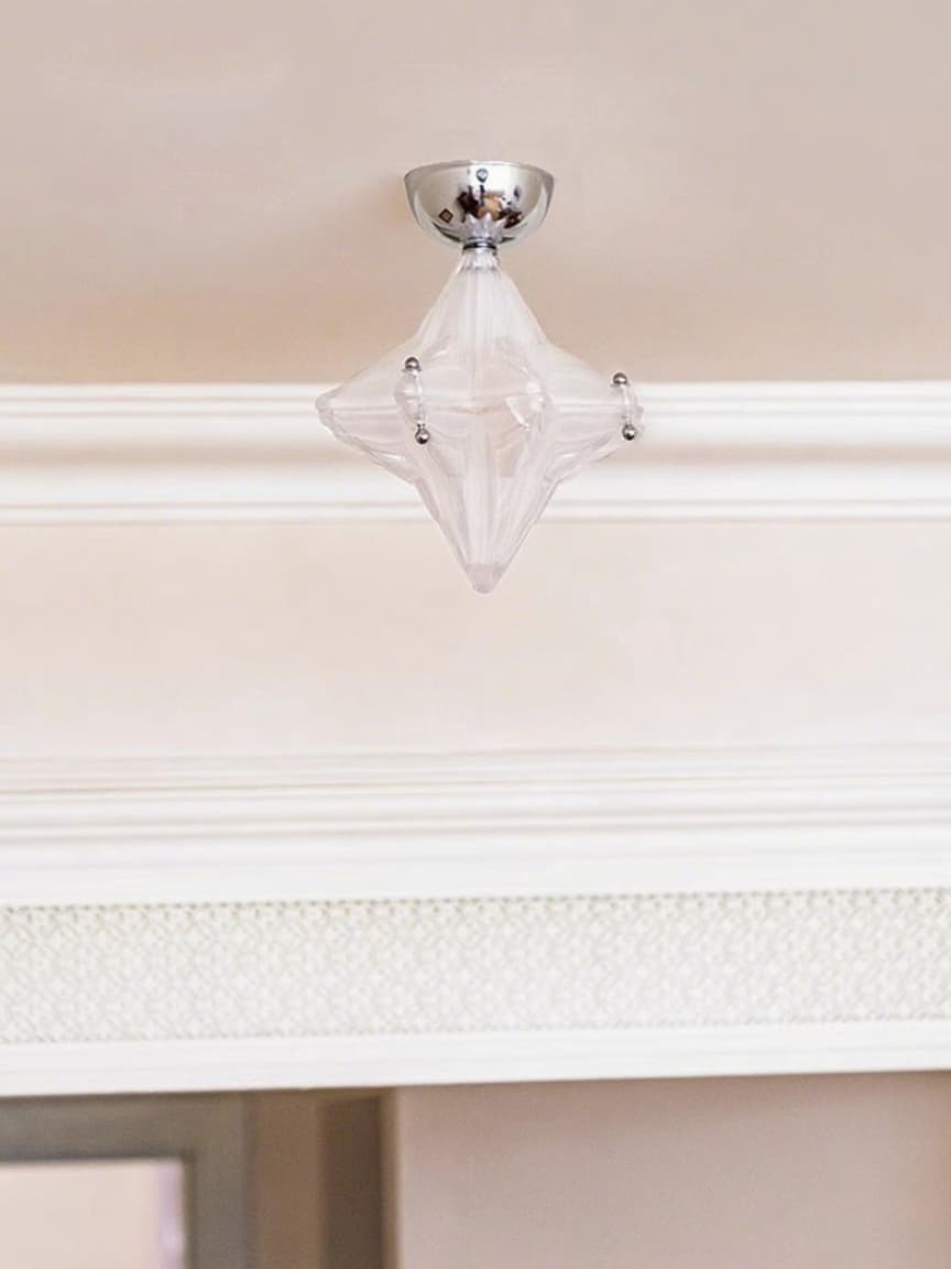 Art Deco Star Ceiling Lamp – Frosted Glass Fixture for Hallway & Entryway – Astris Ceres | Esilora