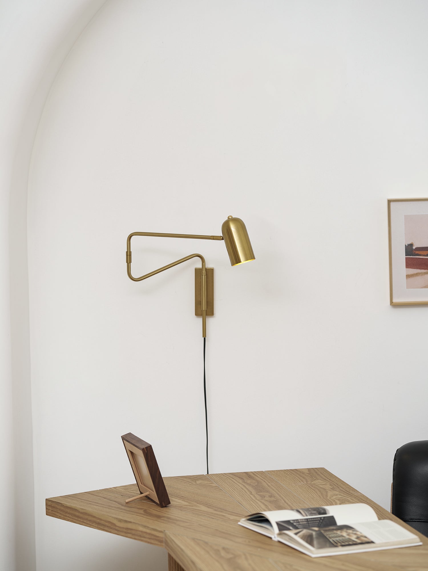 Adjustable Arm Plug In Wall Lamp | Esilora