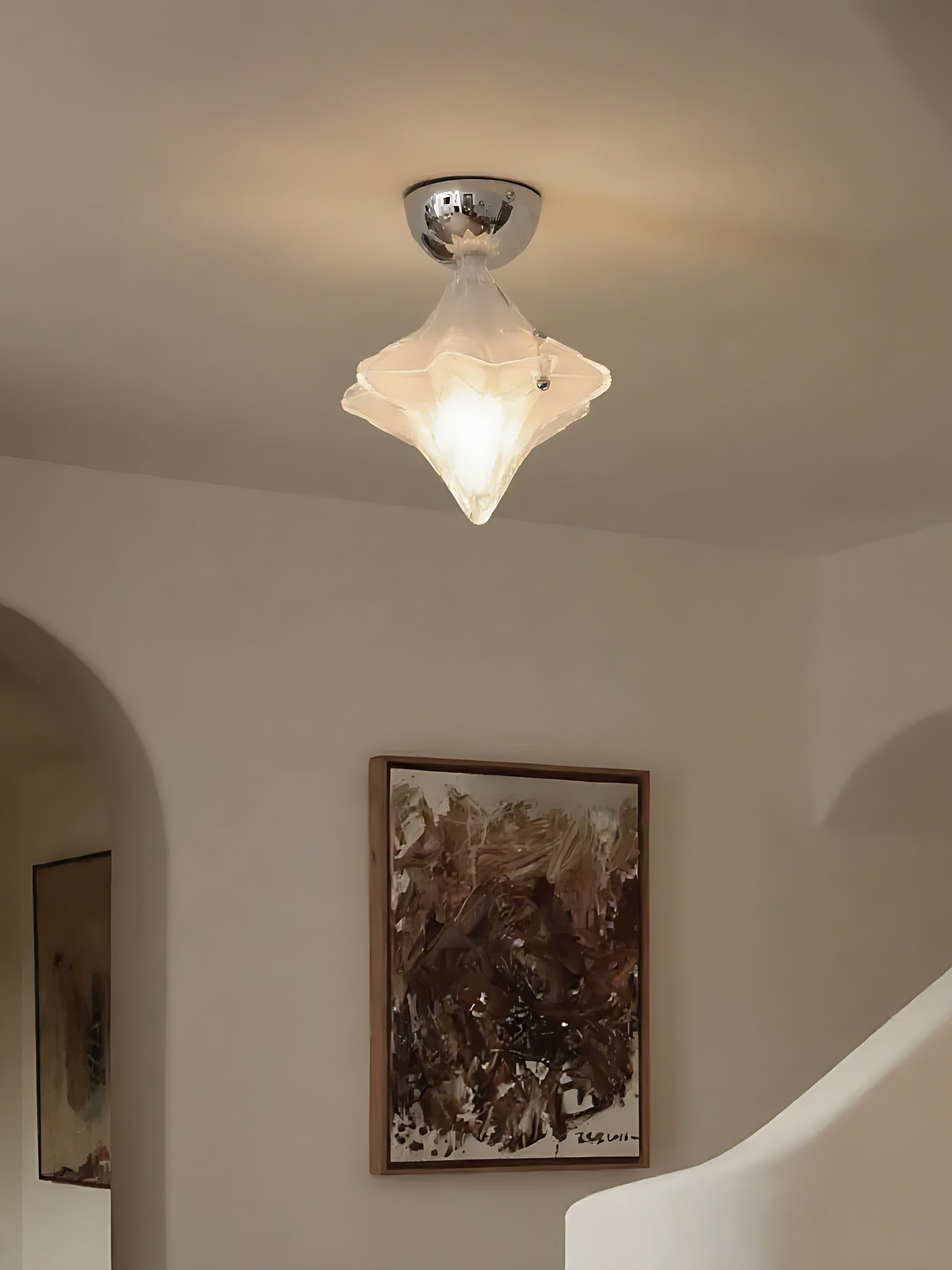 Art Deco Star Ceiling Lamp – Frosted Glass Fixture for Hallway & Entryway – Astris Ceres | Esilora