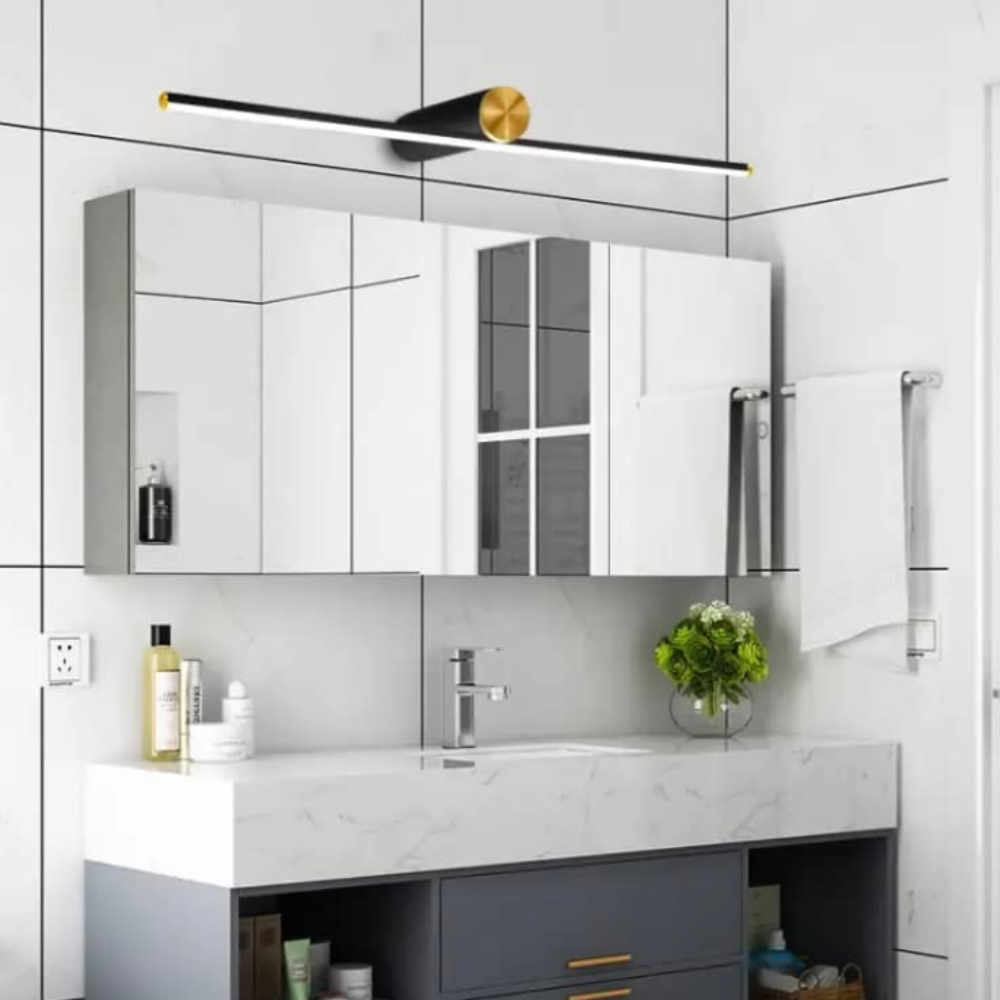 Leigh Brilliance Modern Metal Wall Lamp | Esilora