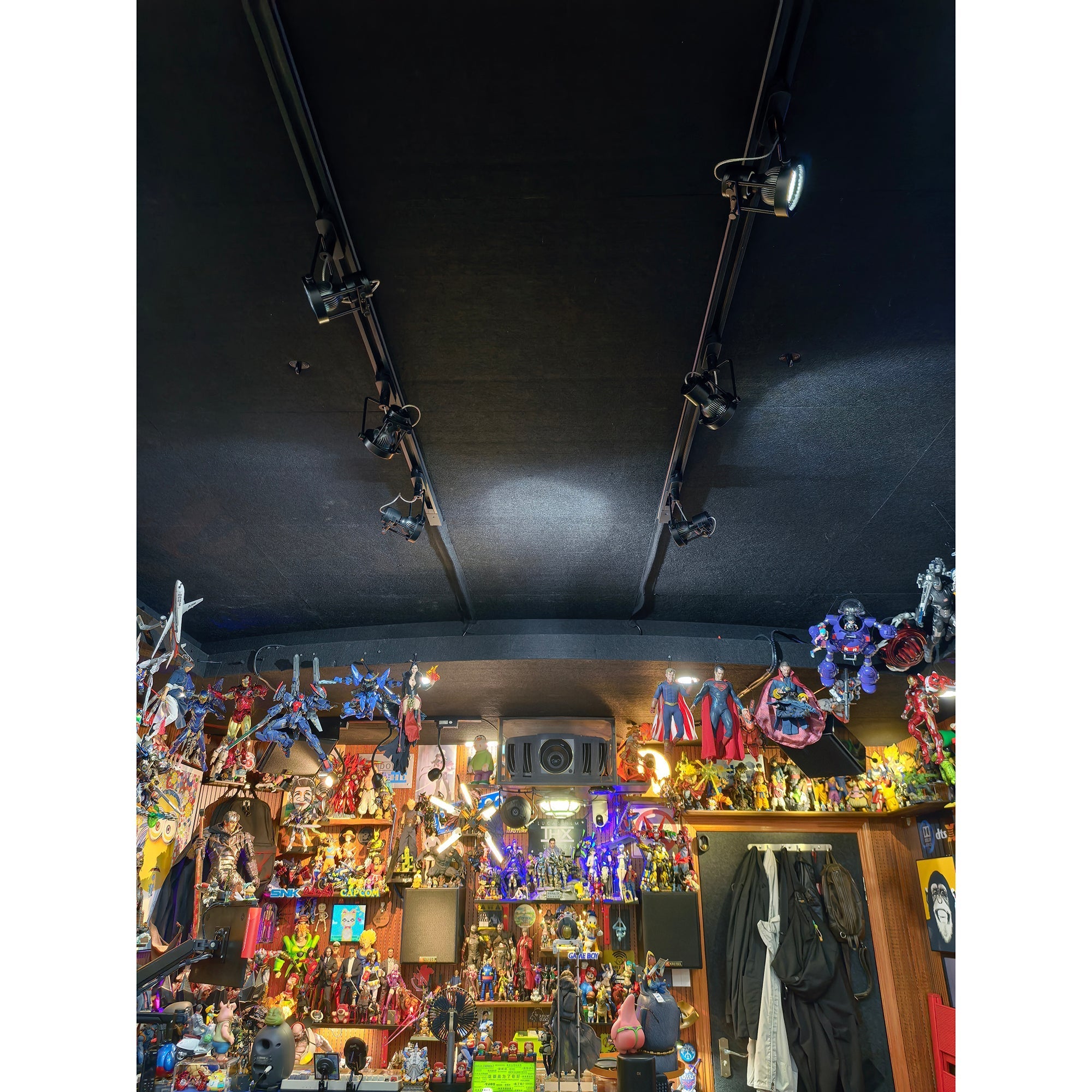 Lucide Industrial Track Lights | Esilora