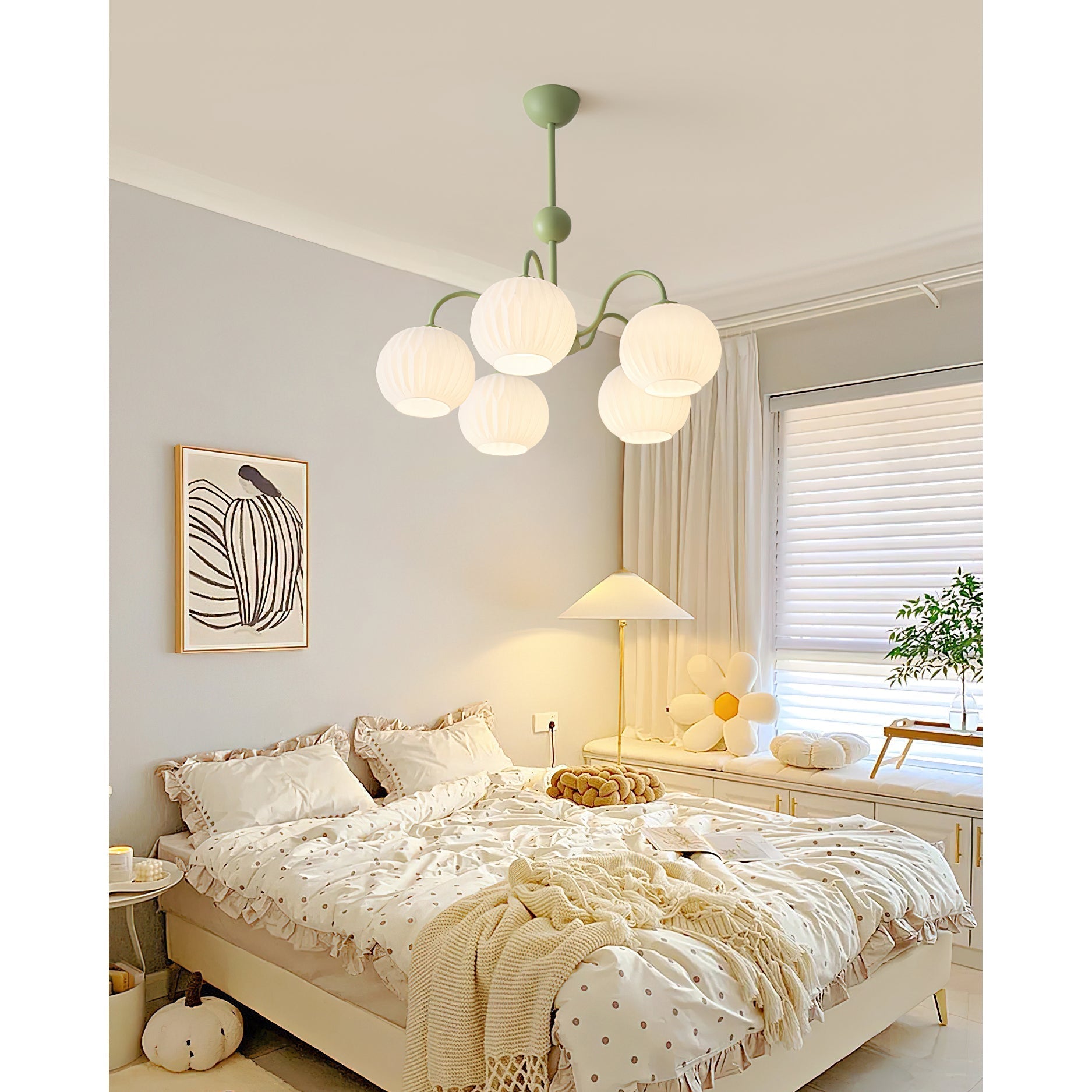 Renee Chandelier | Esilora