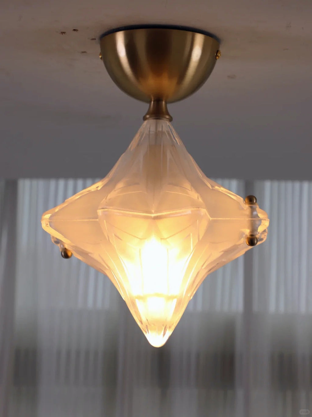 Art Deco Star Ceiling Lamp – Frosted Glass Fixture for Hallway & Entryway – Astris Ceres | Esilora
