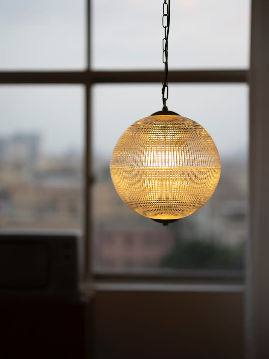 Lampada a sospensione Globe in vetro scanalato – Lampada da soffitto Globe vintage | Esilora