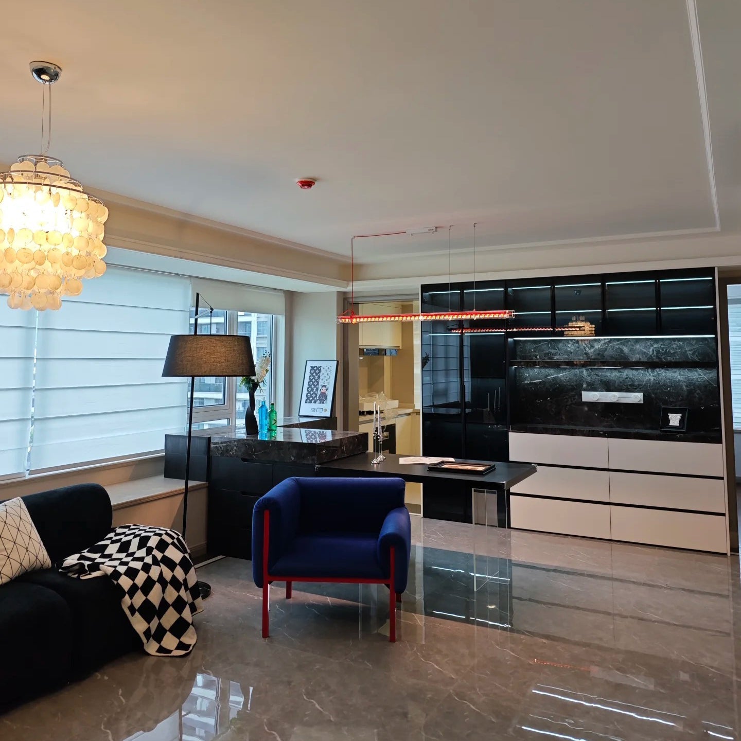 Tubular Linear LED Pendant Lamp | Esilora