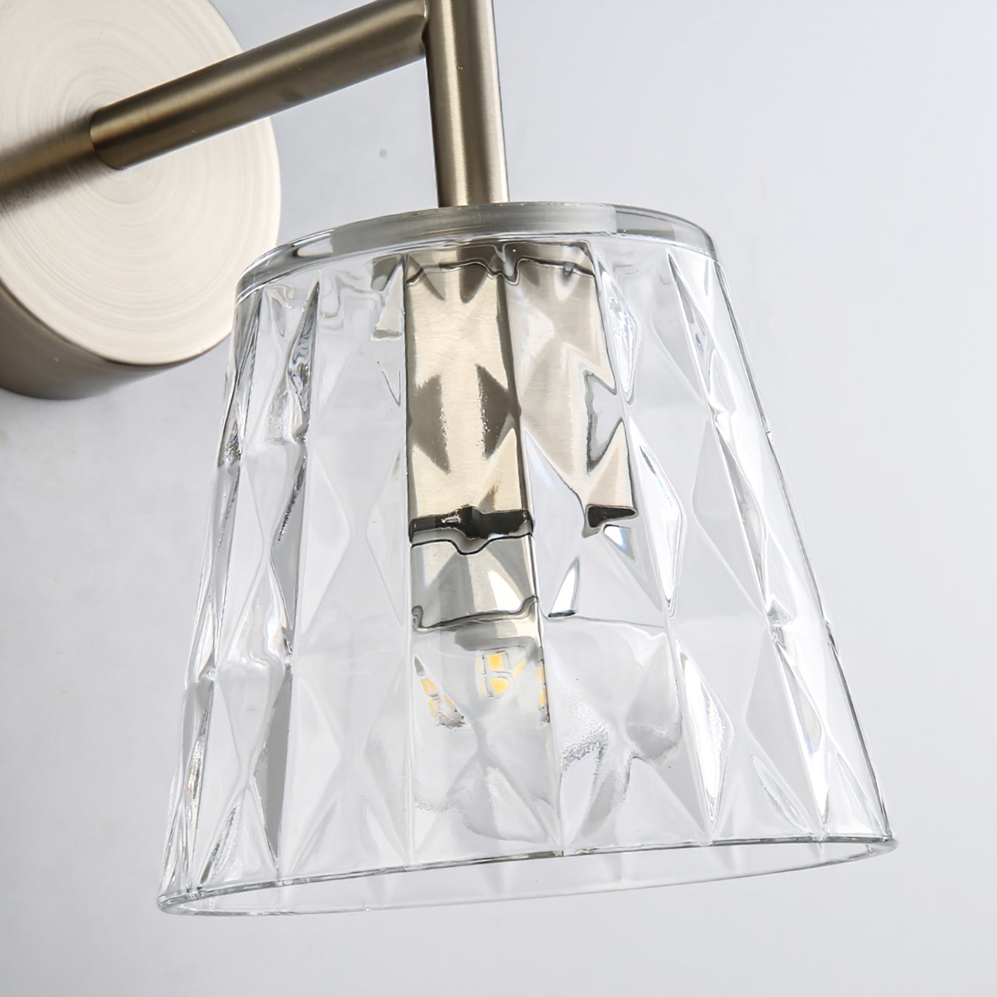 Bravira Modern Glass Wall Lamp – Minimalist Wall Sconce for Bedroom, Hallway & Vanity | Esilora