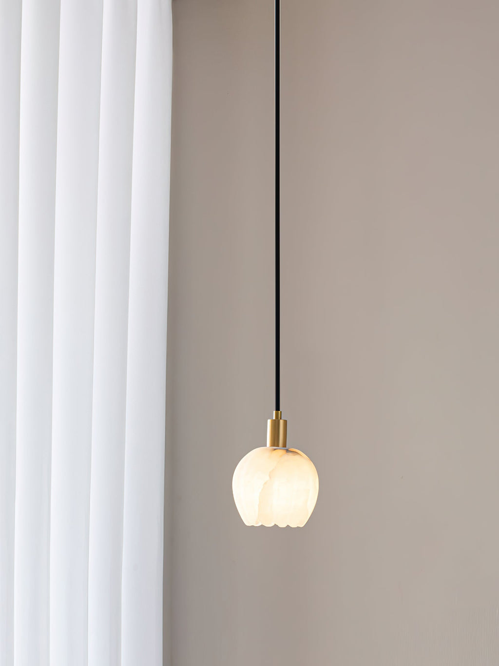 Lilin pendellampe i alabast | Esilora