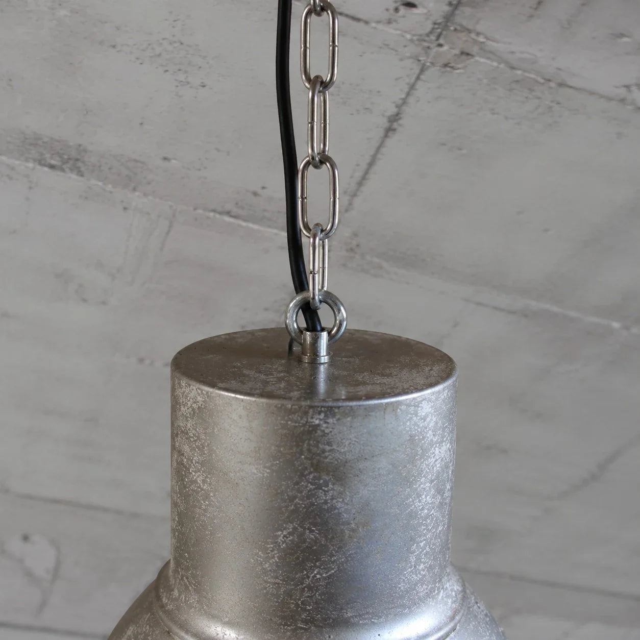 Vintage Rust Finish Industrial Pendant Light | Esilora