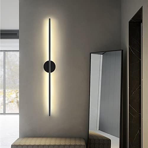 Modern Black Aluminum Wall Light | Esilora