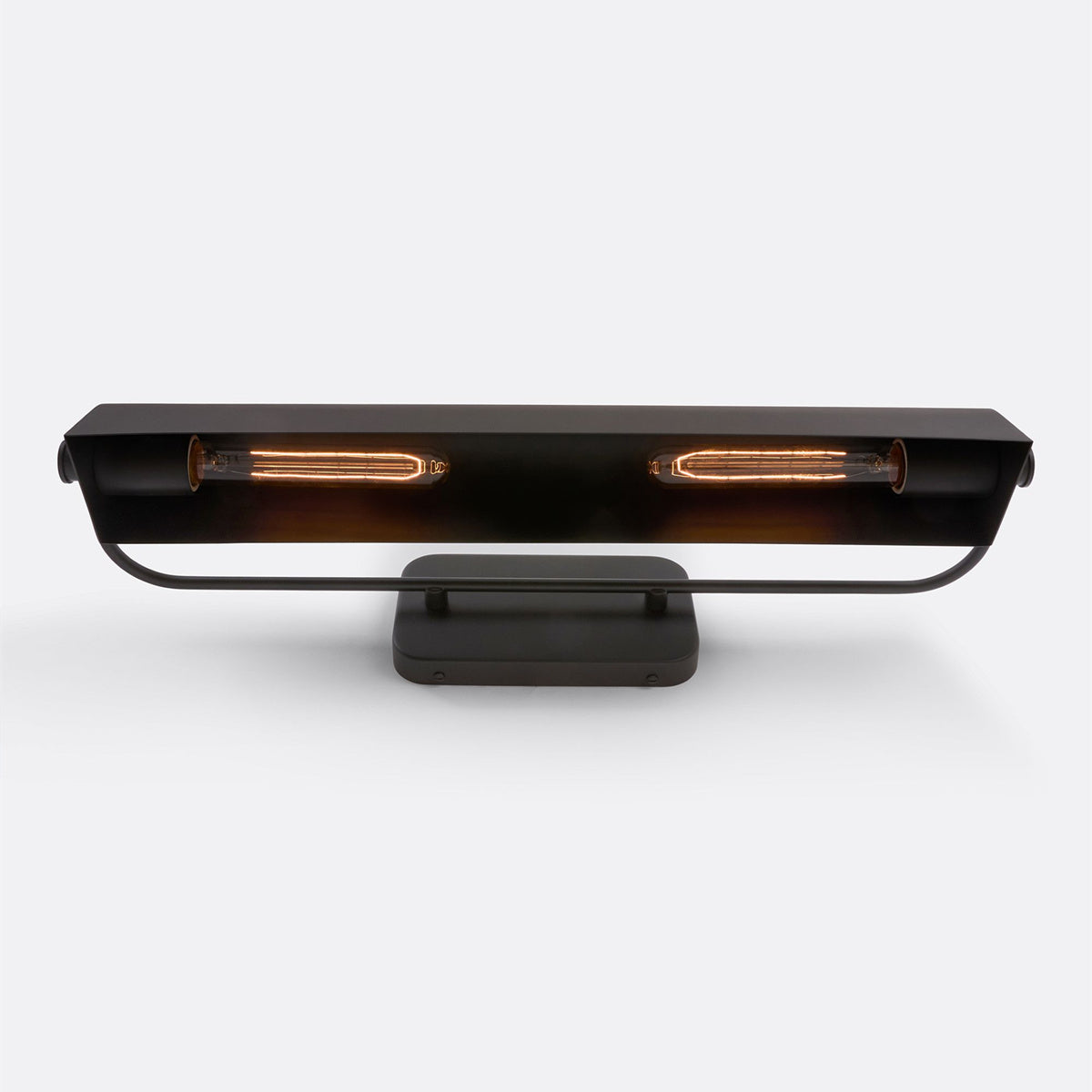 Modo Picture Light Adjustable Swing-Arm Design Classic Art Gallery Light for Wall Art | Esilora