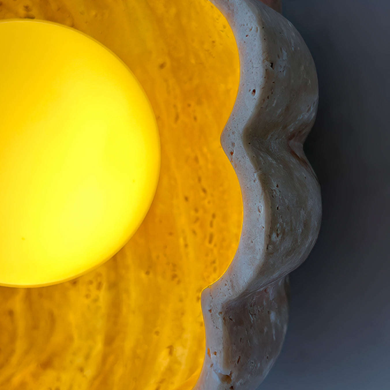 Scallop Wall Lamp | Esilora