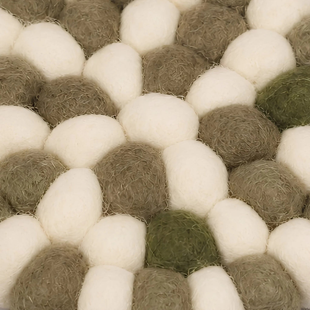 Handmade Wool Felt Ball Coaster | Esilora