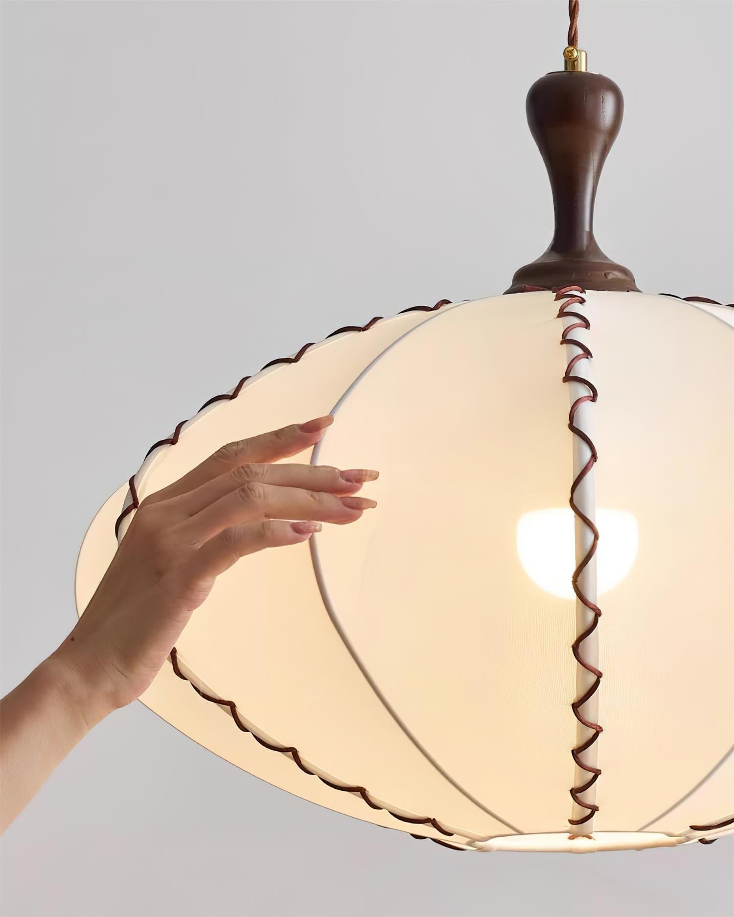 Lucian Pendant Lamp | Esilora