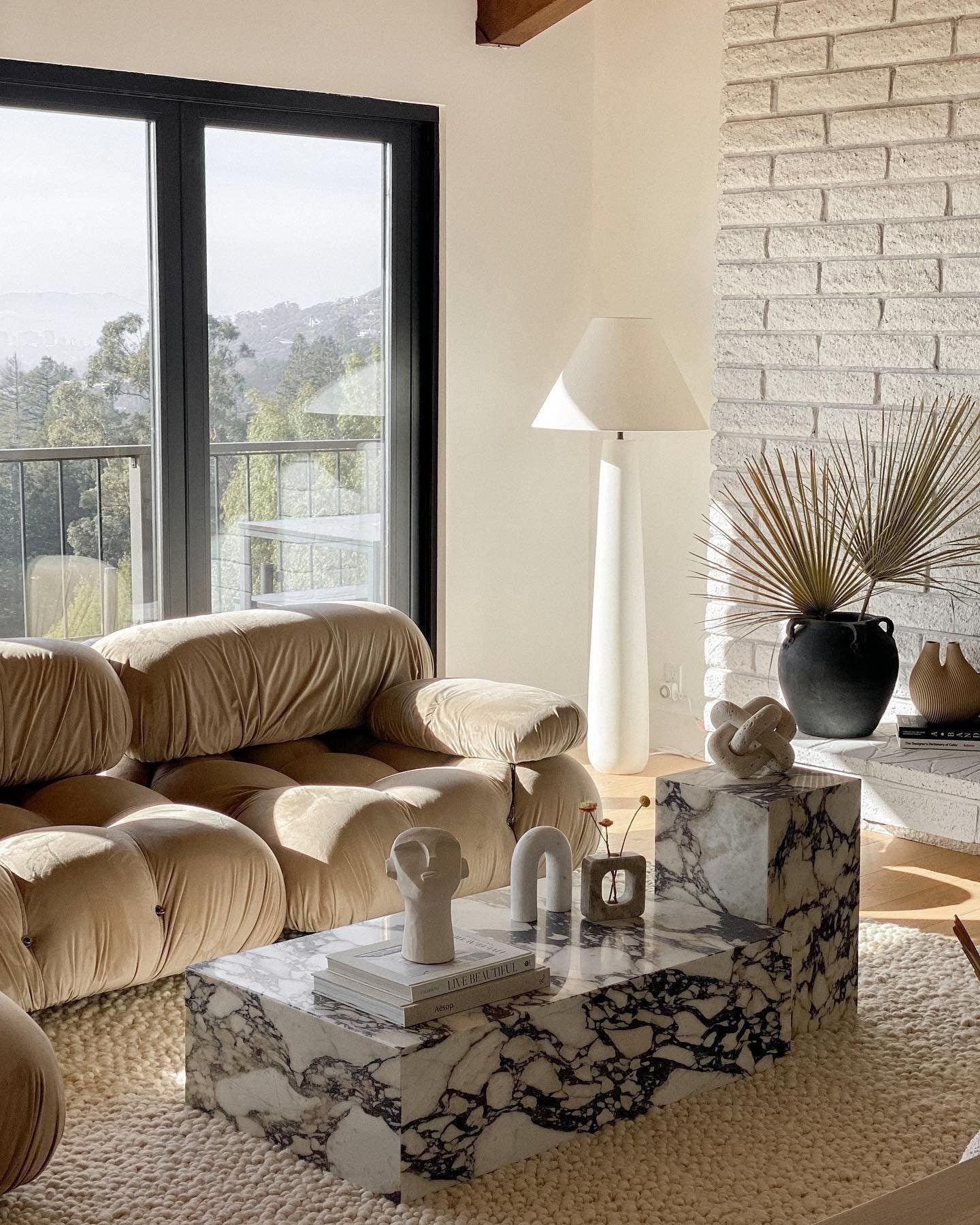 Polar White Floor Lamp | Esilora