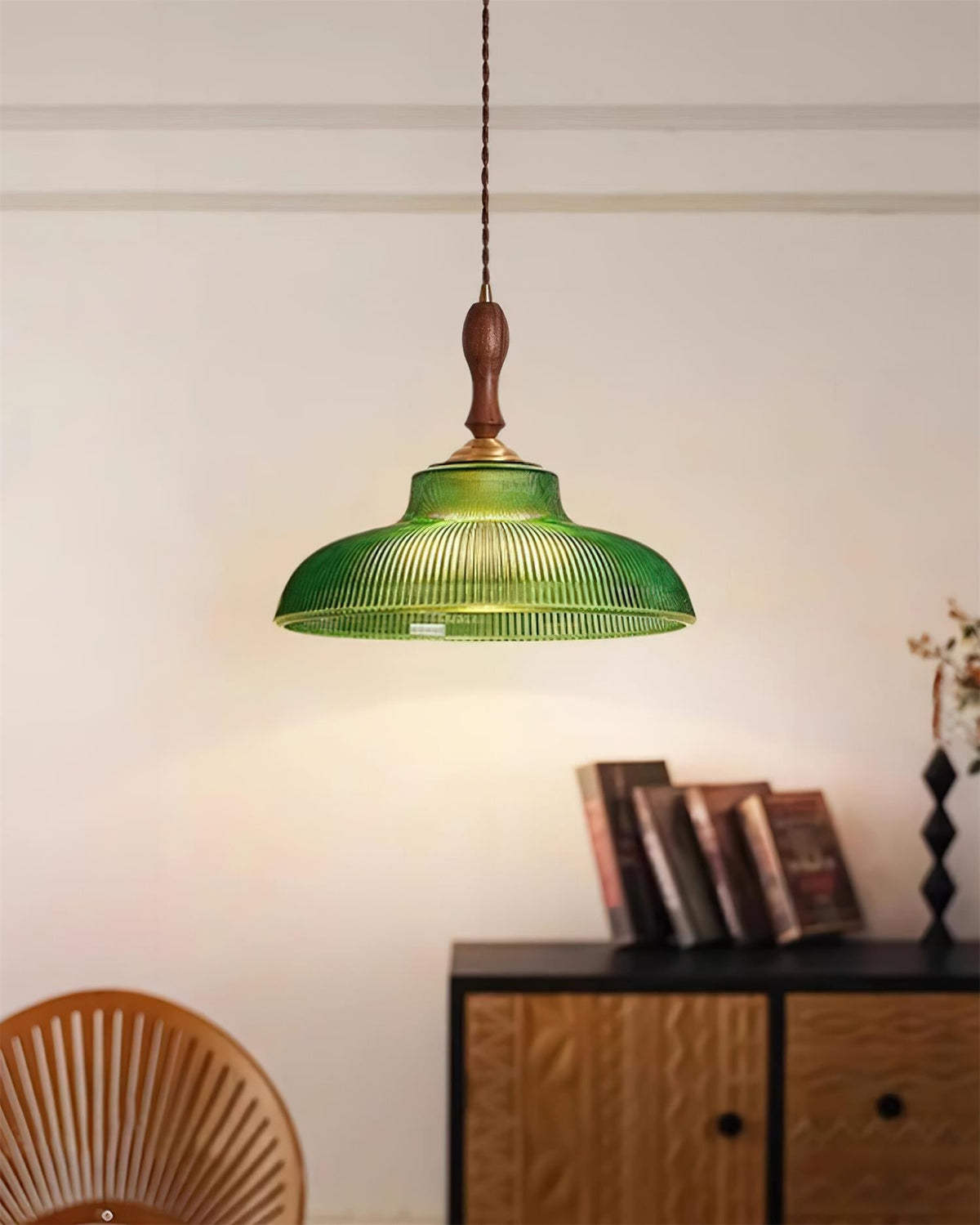 Zelená závěsná lampa Nolyn | Esilora