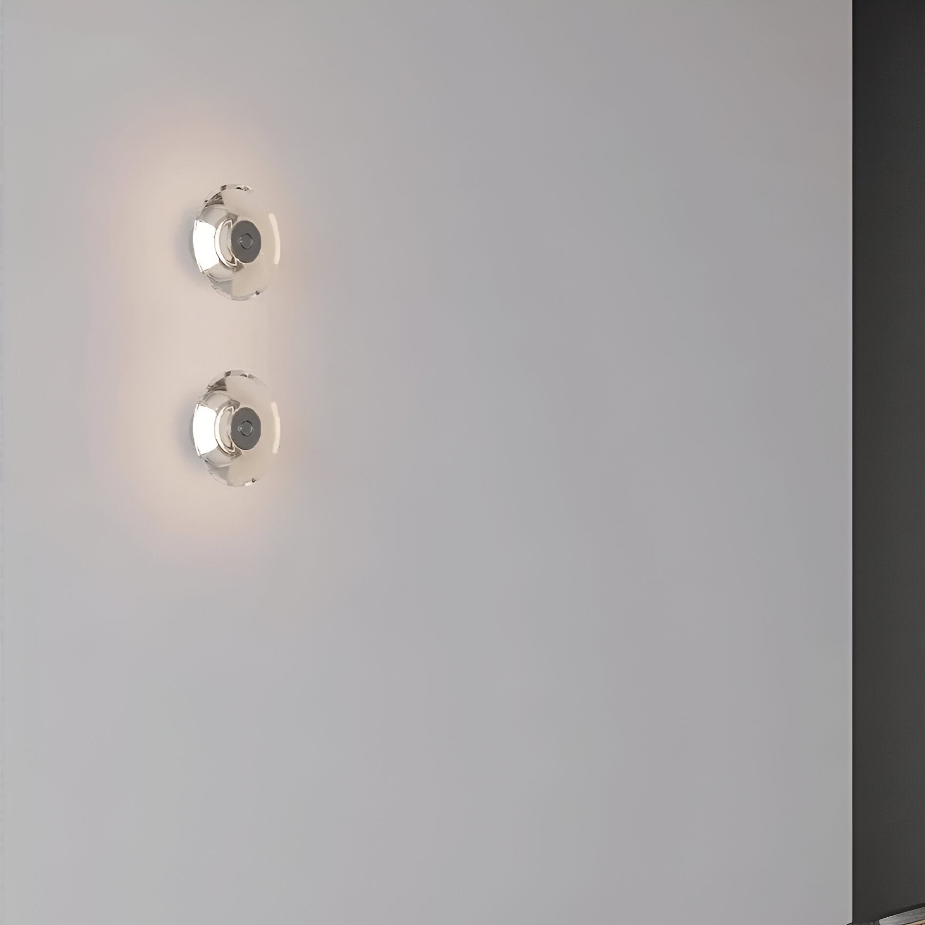 Italian Crystal Minimalist Clementine Wall Light | Esilora