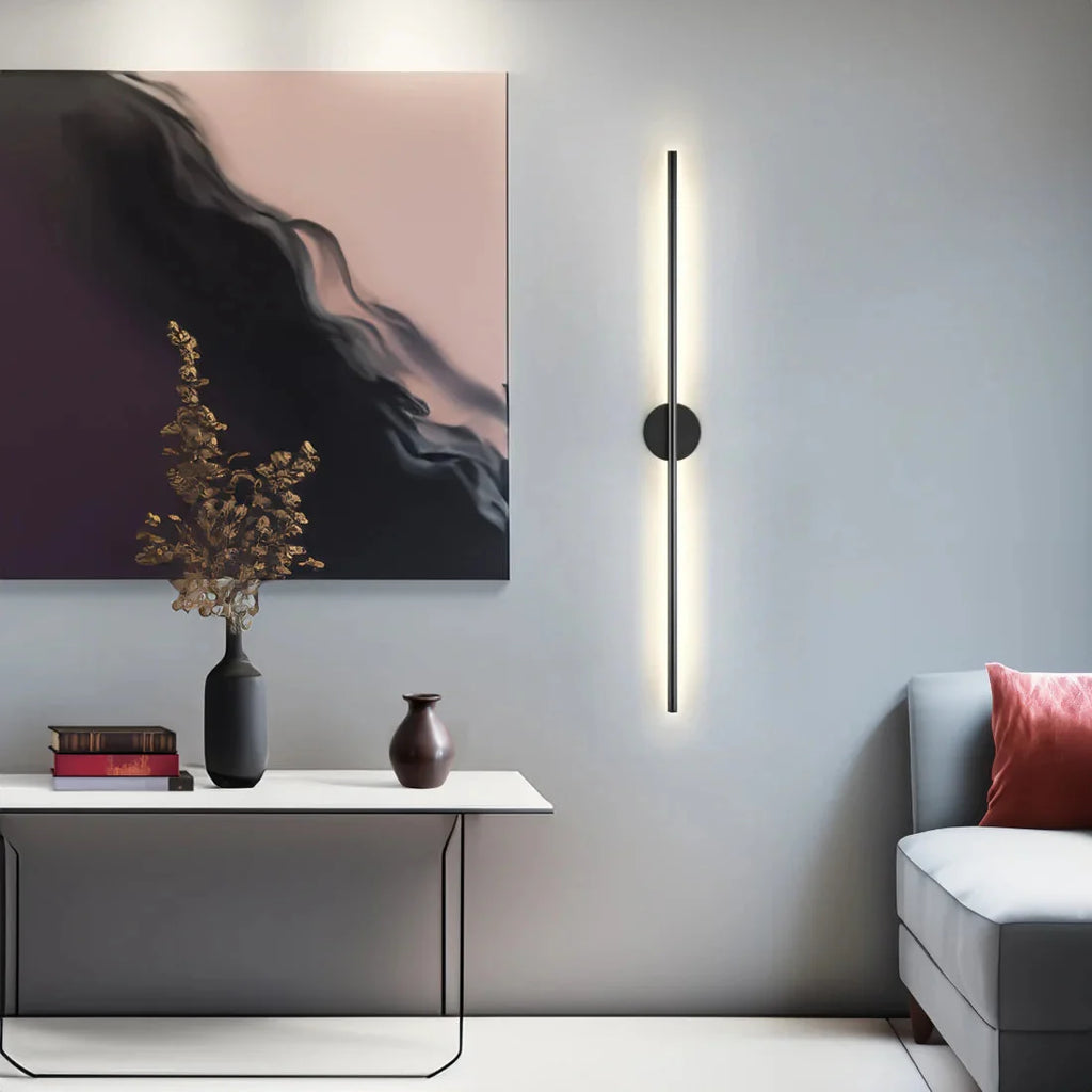 Modern Black Aluminum Wall Light | Esilora
