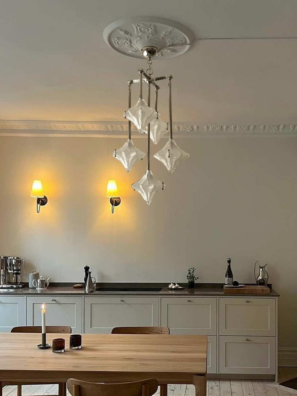 Art Deco Star Chandelier – Frosted Glass Deco Fixture for Dining Room – Astris Vega | Esilora