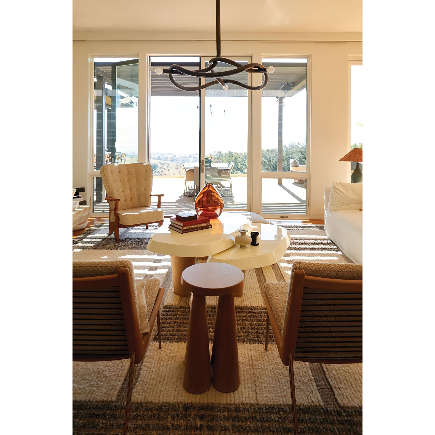 Tryst Chandelier | Esilora