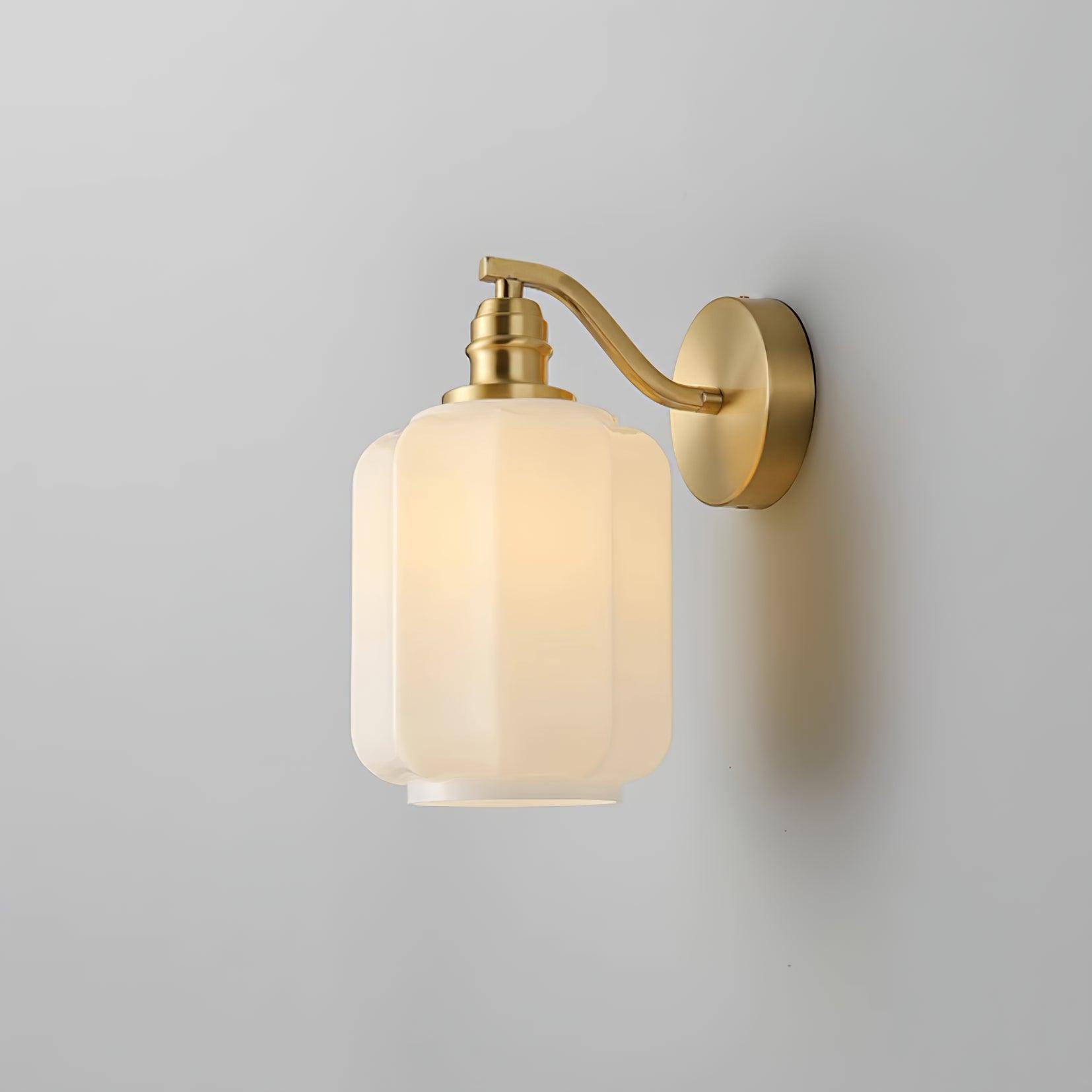Henry Wall Lamp | Esilora