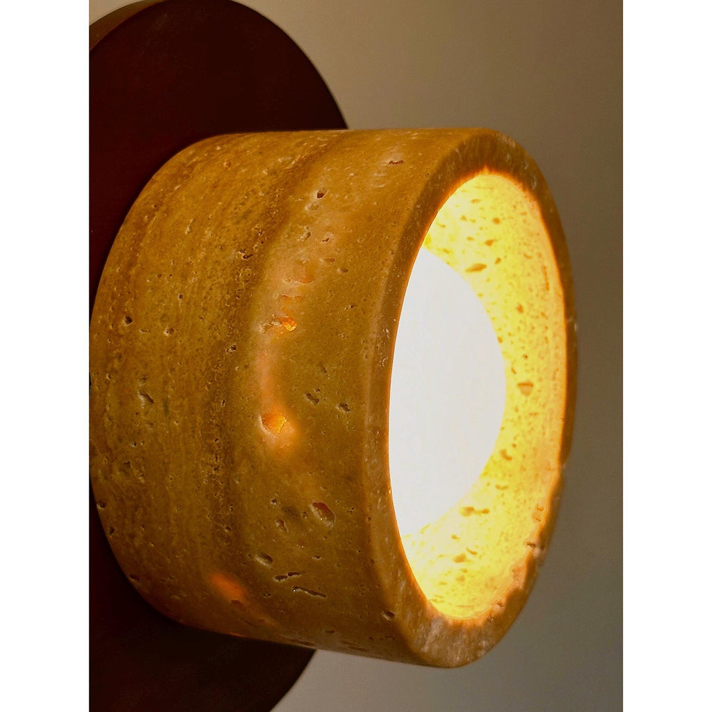 Candeeiro de parede Logatec em travertino | Esilora