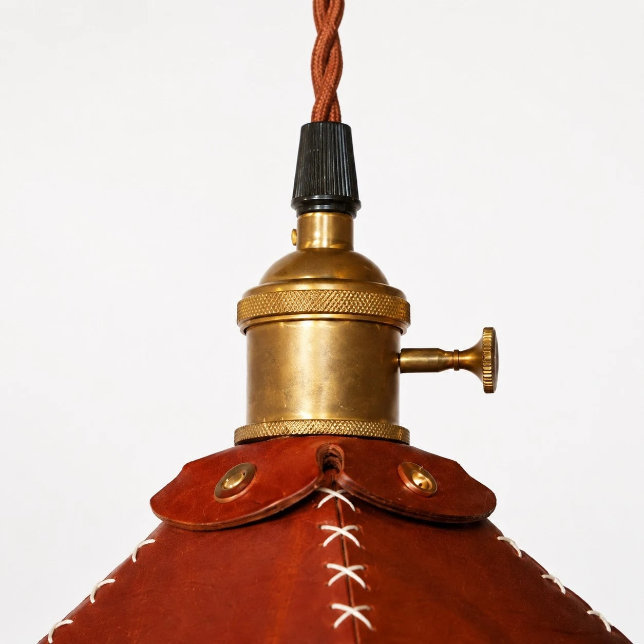Reddish Brown Leather Pyramid Pendant Lamp | Esilora