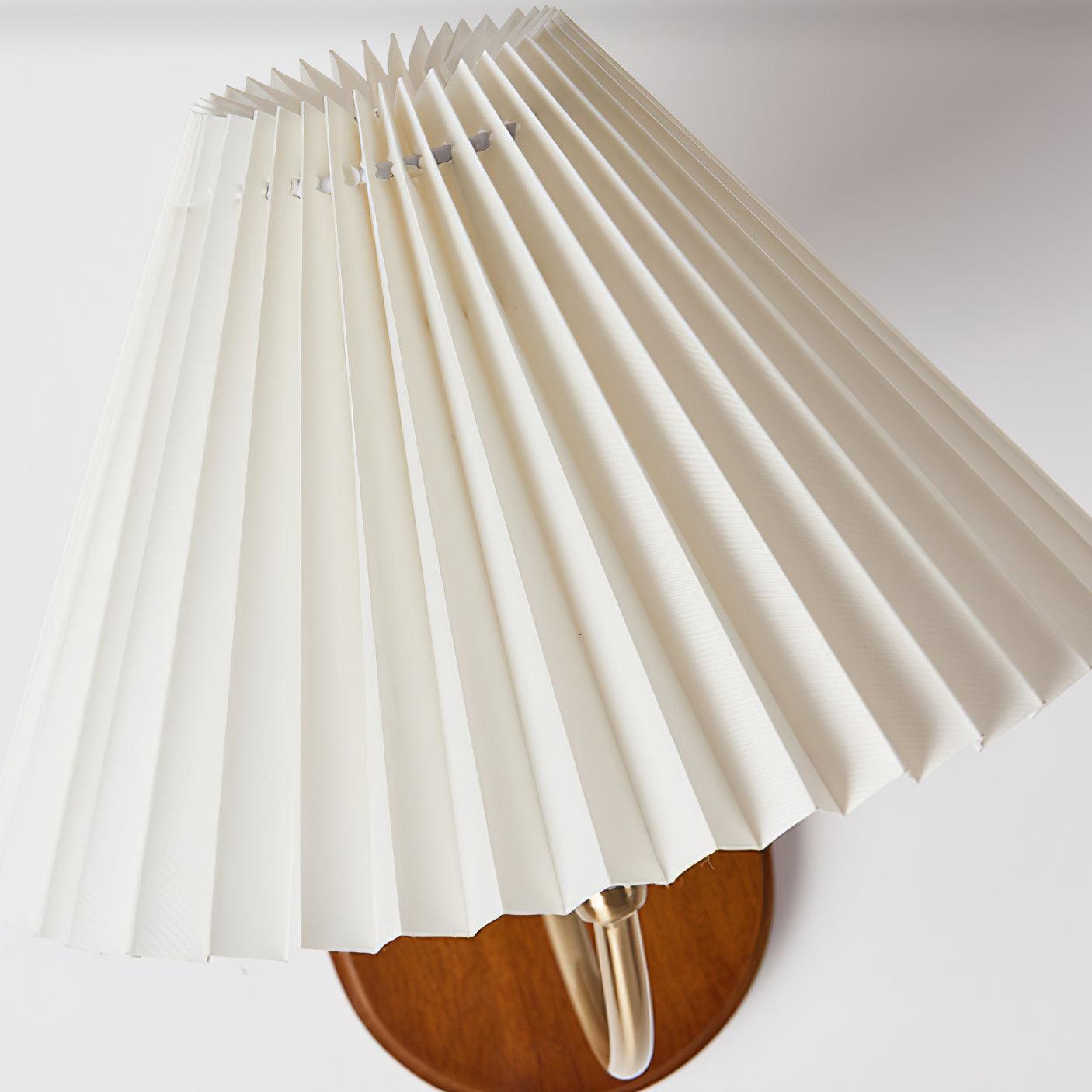 Louise Plug In Wall Lamp | Esilora
