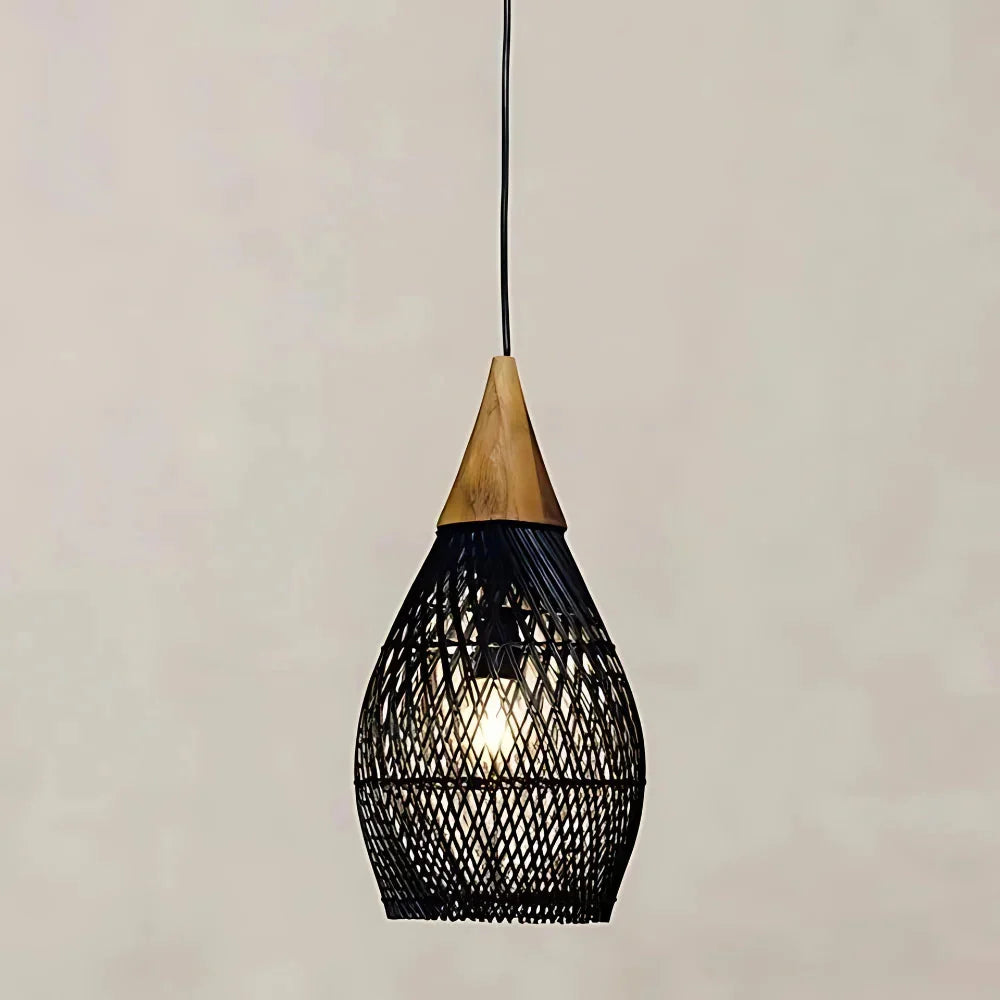 Ręcznie wykonana wisząca lampa z rattanu w formie gobelinu | Esilora