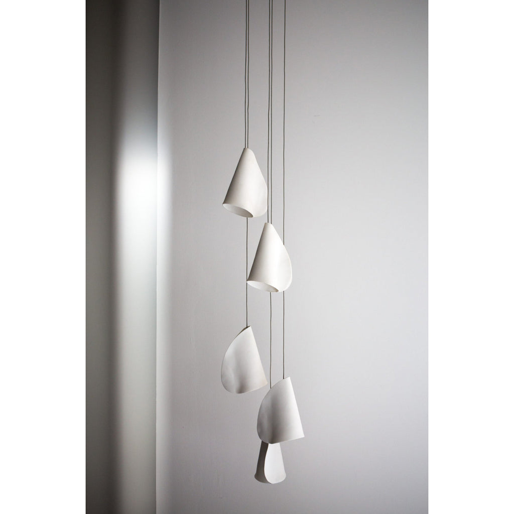 21 Thin Porcelain Pendant Lamp | Esilora