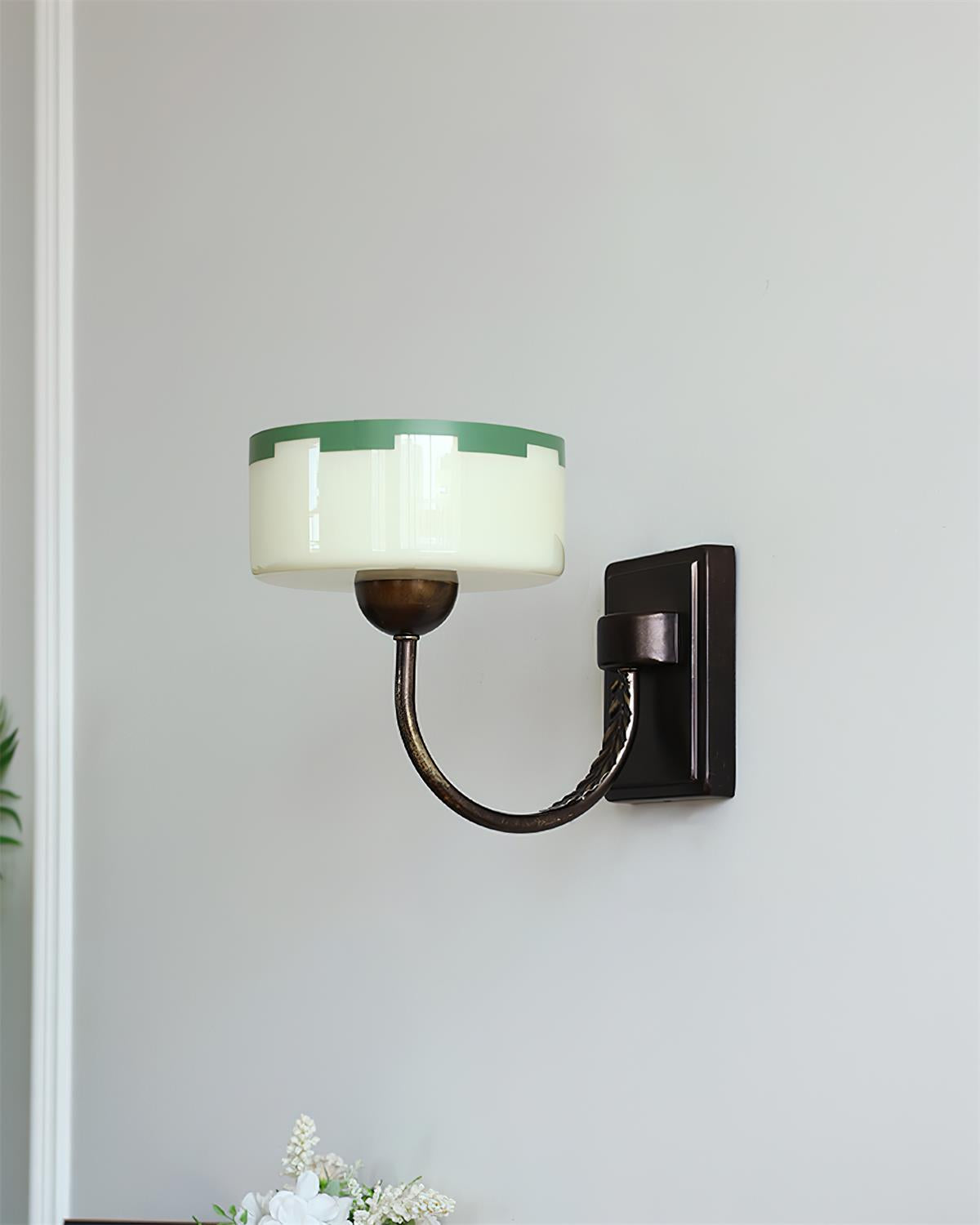 Grevola Wall Lamp | Esilora