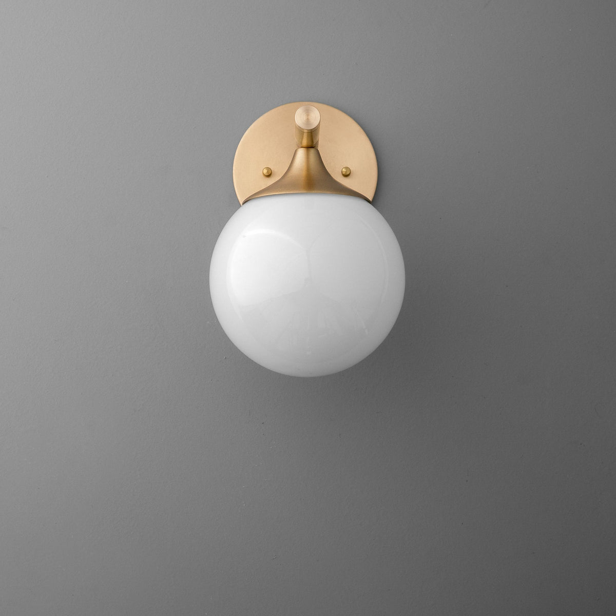 Glorica Glass Minimalist Metal and Glass Wall Sconce – Elegant Decorative Light Fixture for Living Rooms and Hallways | Esilora