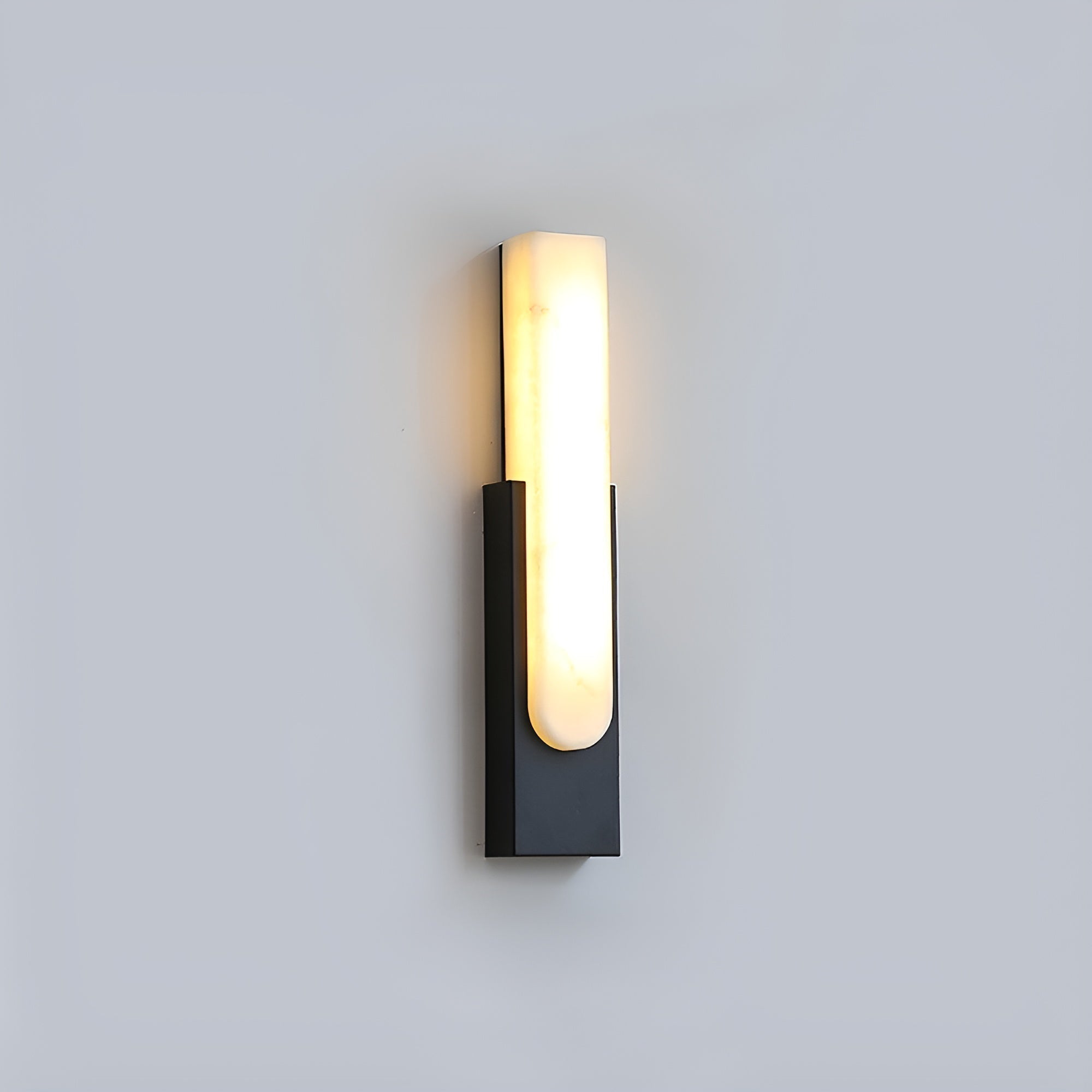 Agatha Alabaster Wall Lamp | Esilora